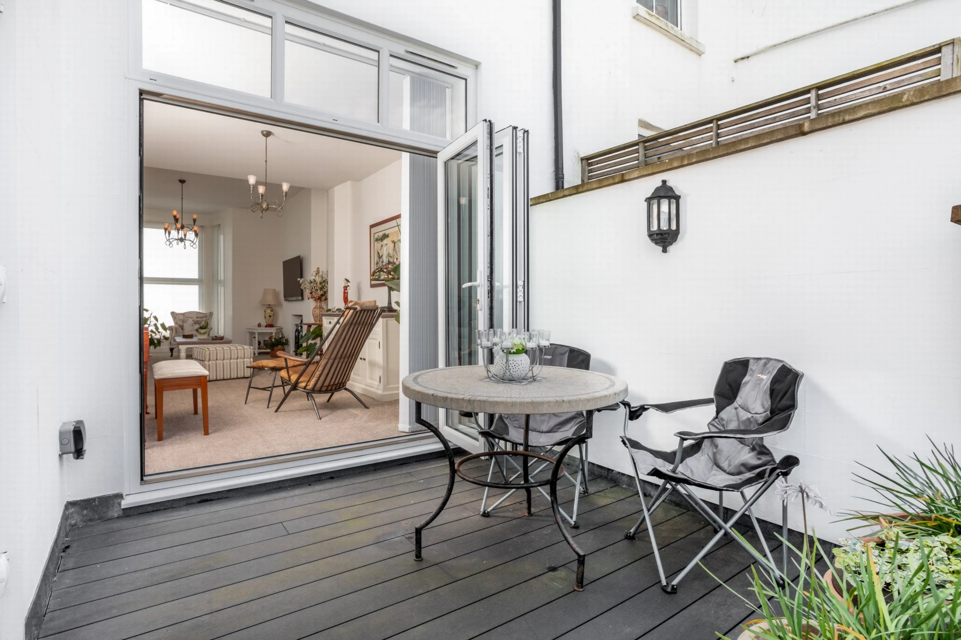Rear balcony