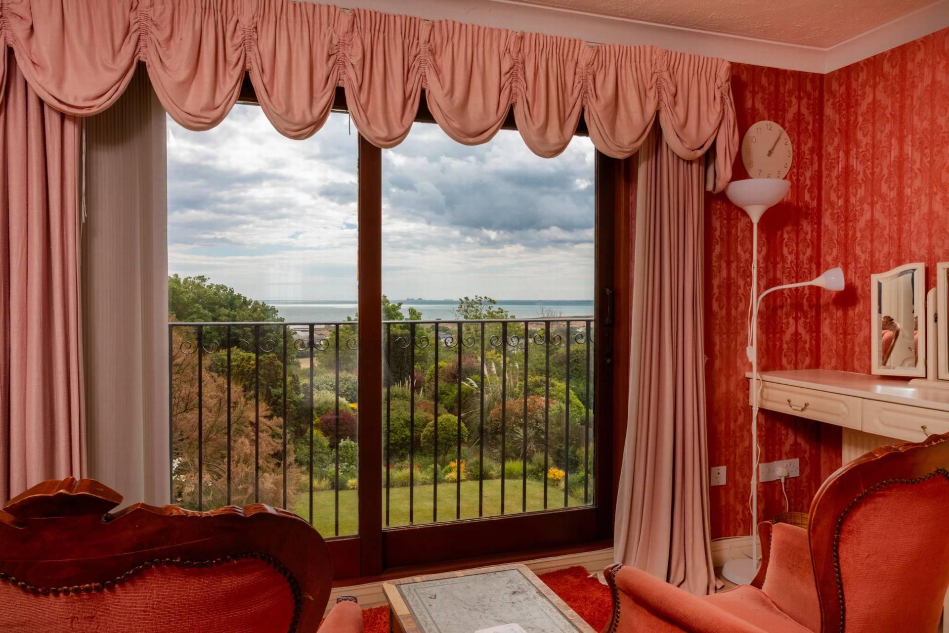 Principal bedroom