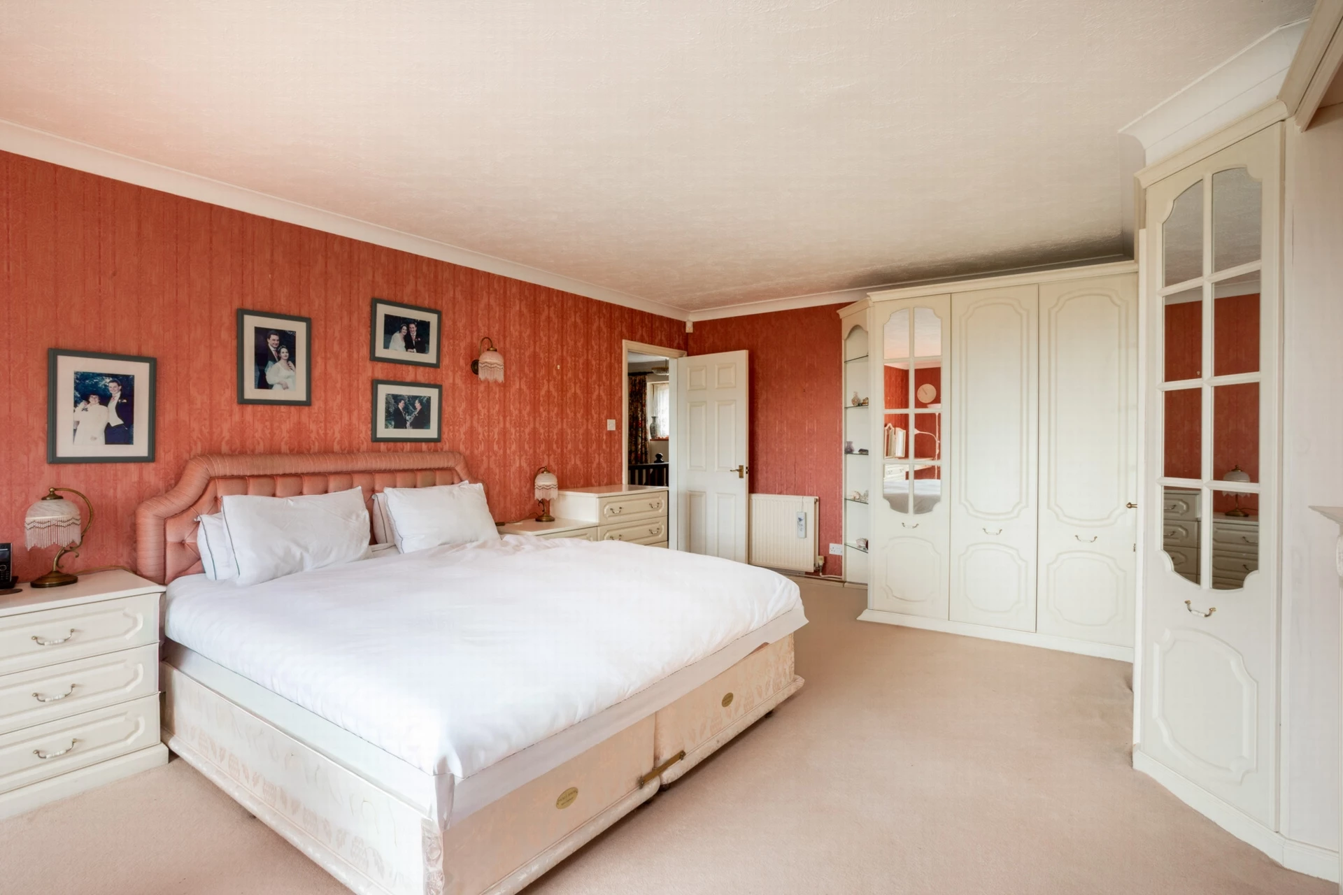 Principal bedroom
