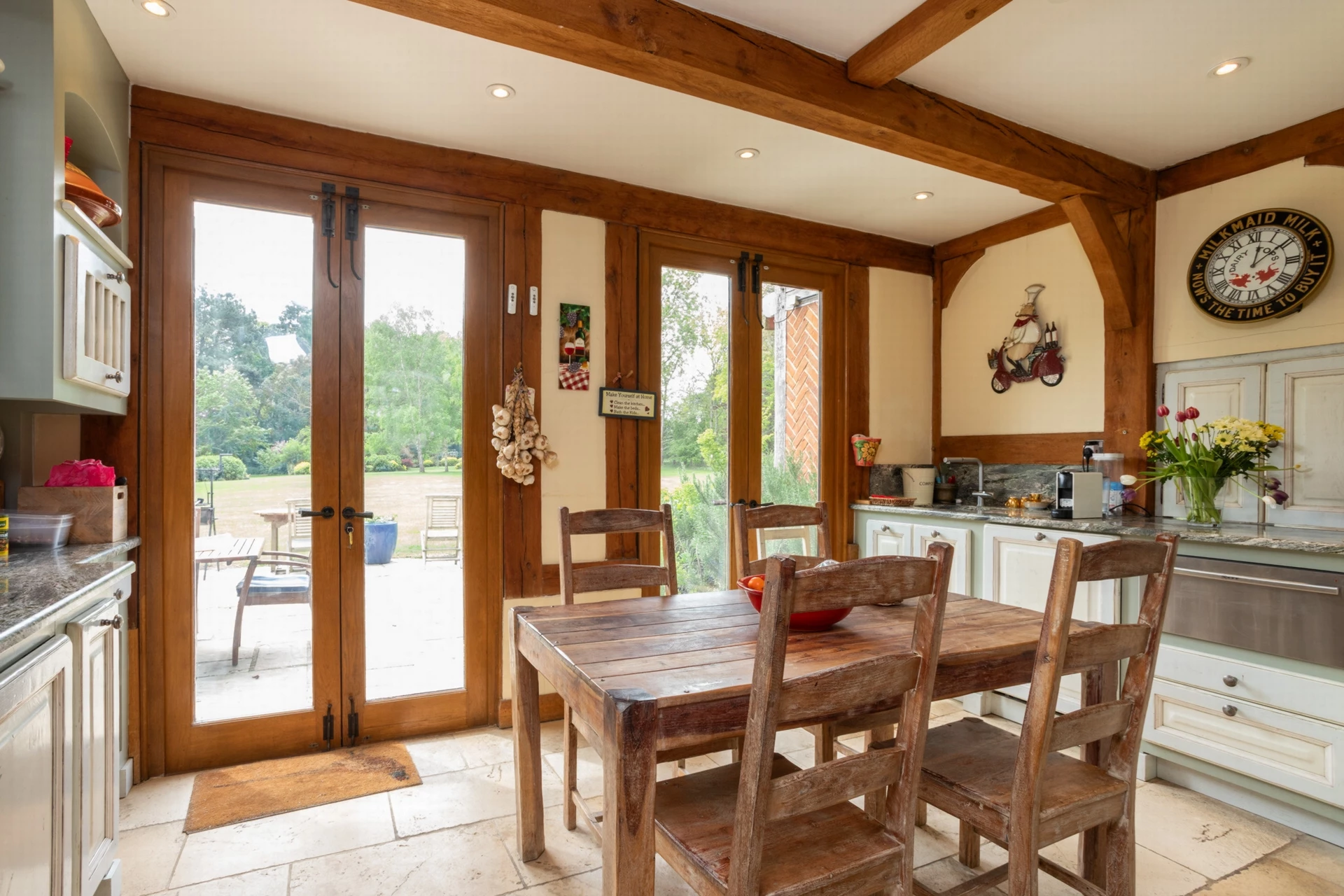 Breakfast area