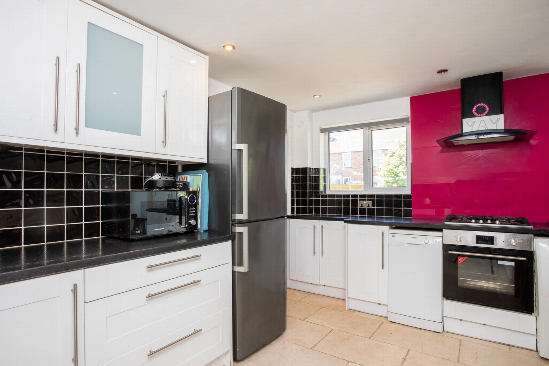 Kitchen/breakfast rm