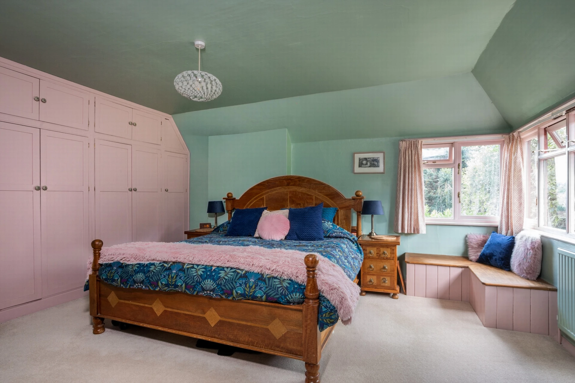 Principal bedroom