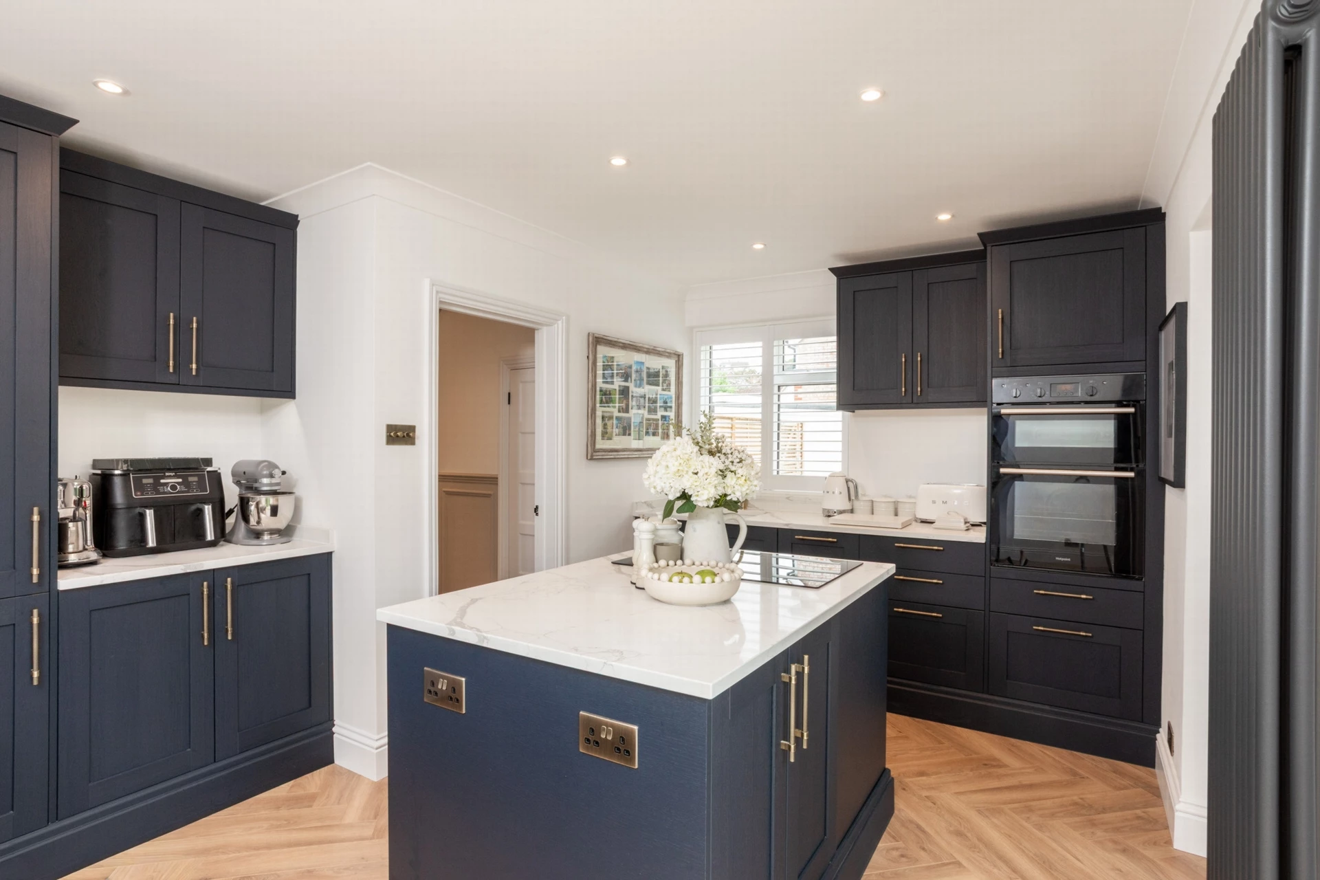 Kitchen/dining rm