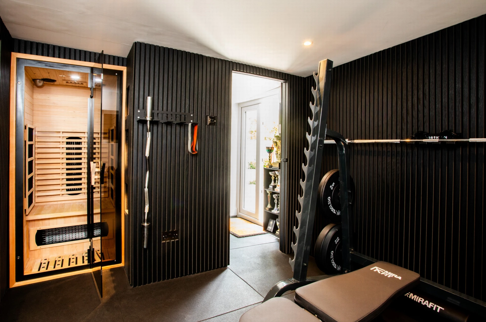 Gym & sauna