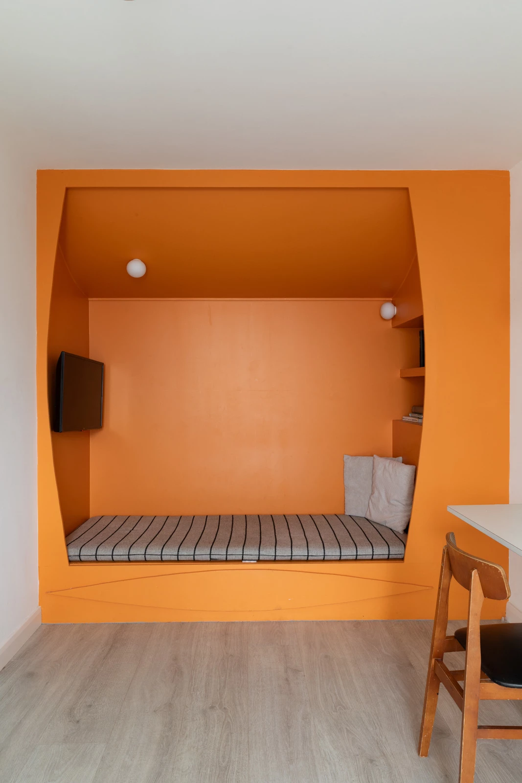 Bed 4/study