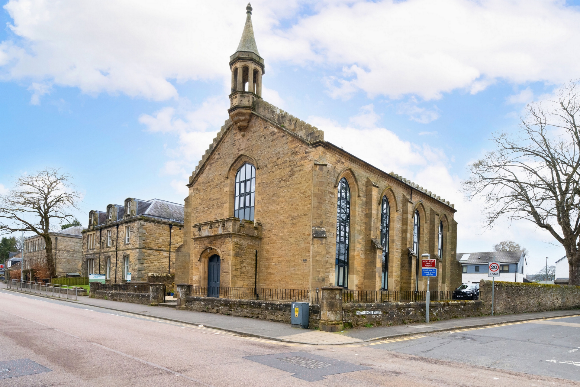 Property For Sale West Port, Cupar, KY15 2 Bedroom Flat through Lawrie Estate Agents