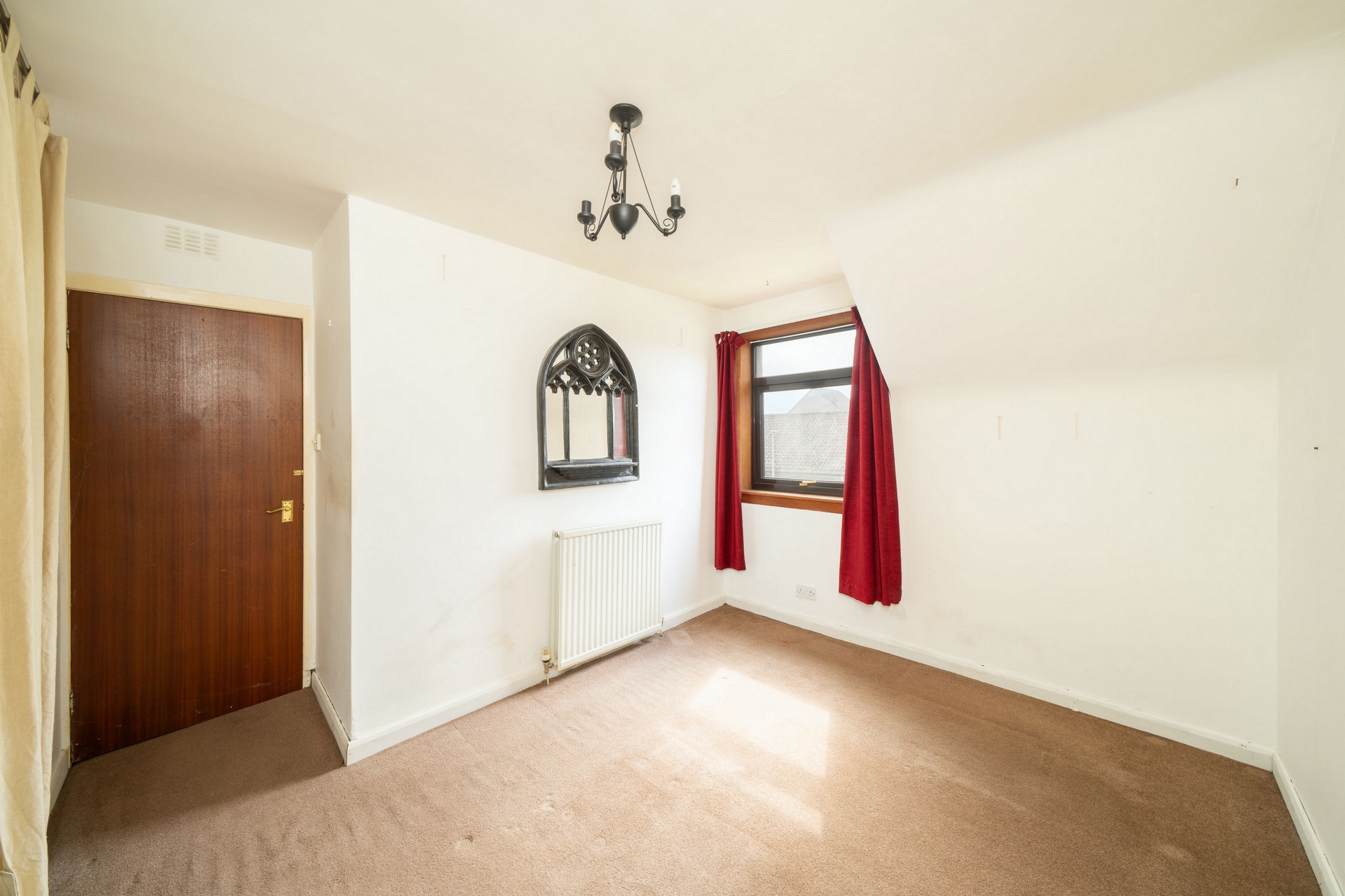 Property For Sale Roselea Gardens, Ladybank, KY15 3 Bedroom Terraced