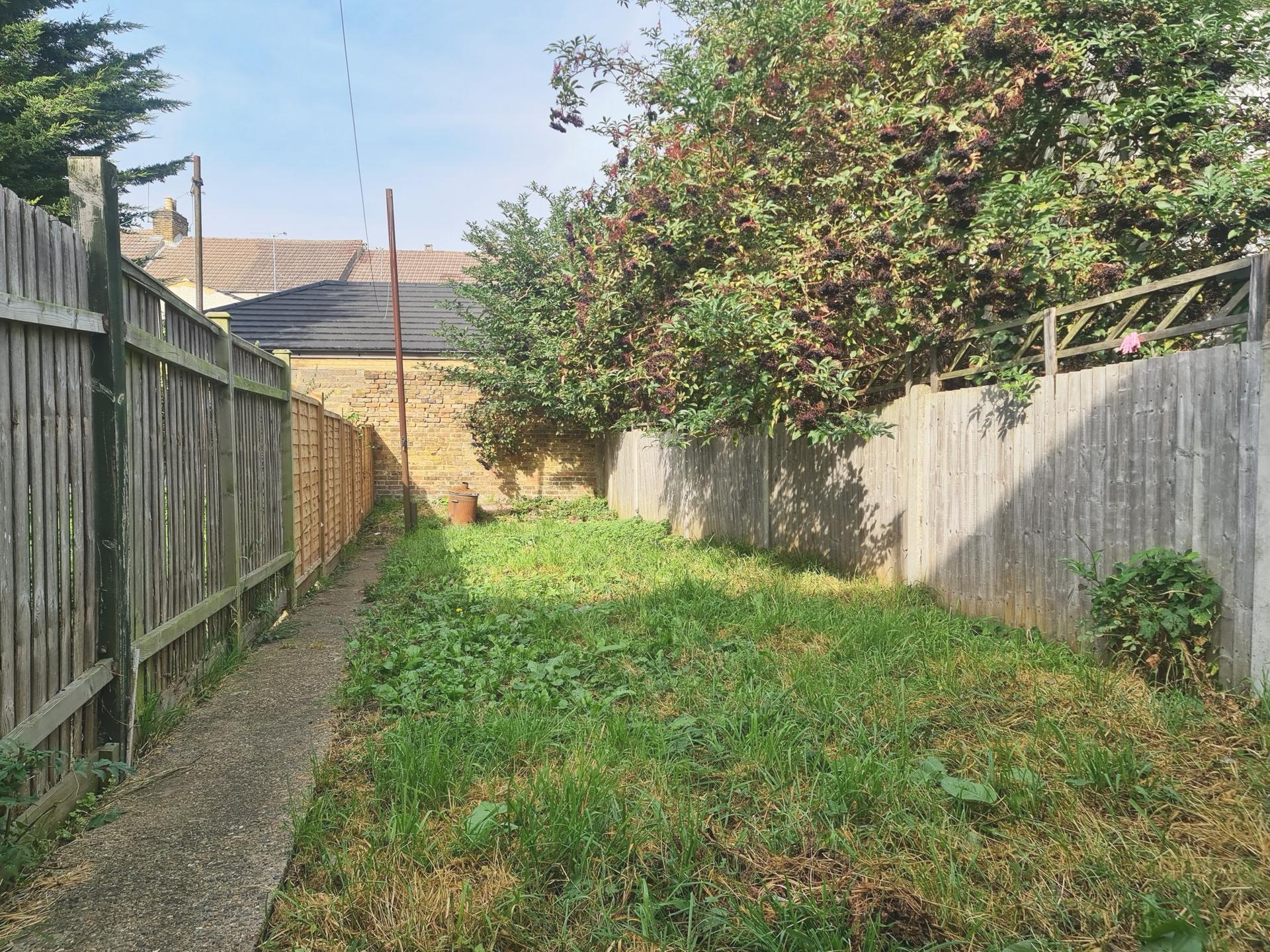 Photo 8