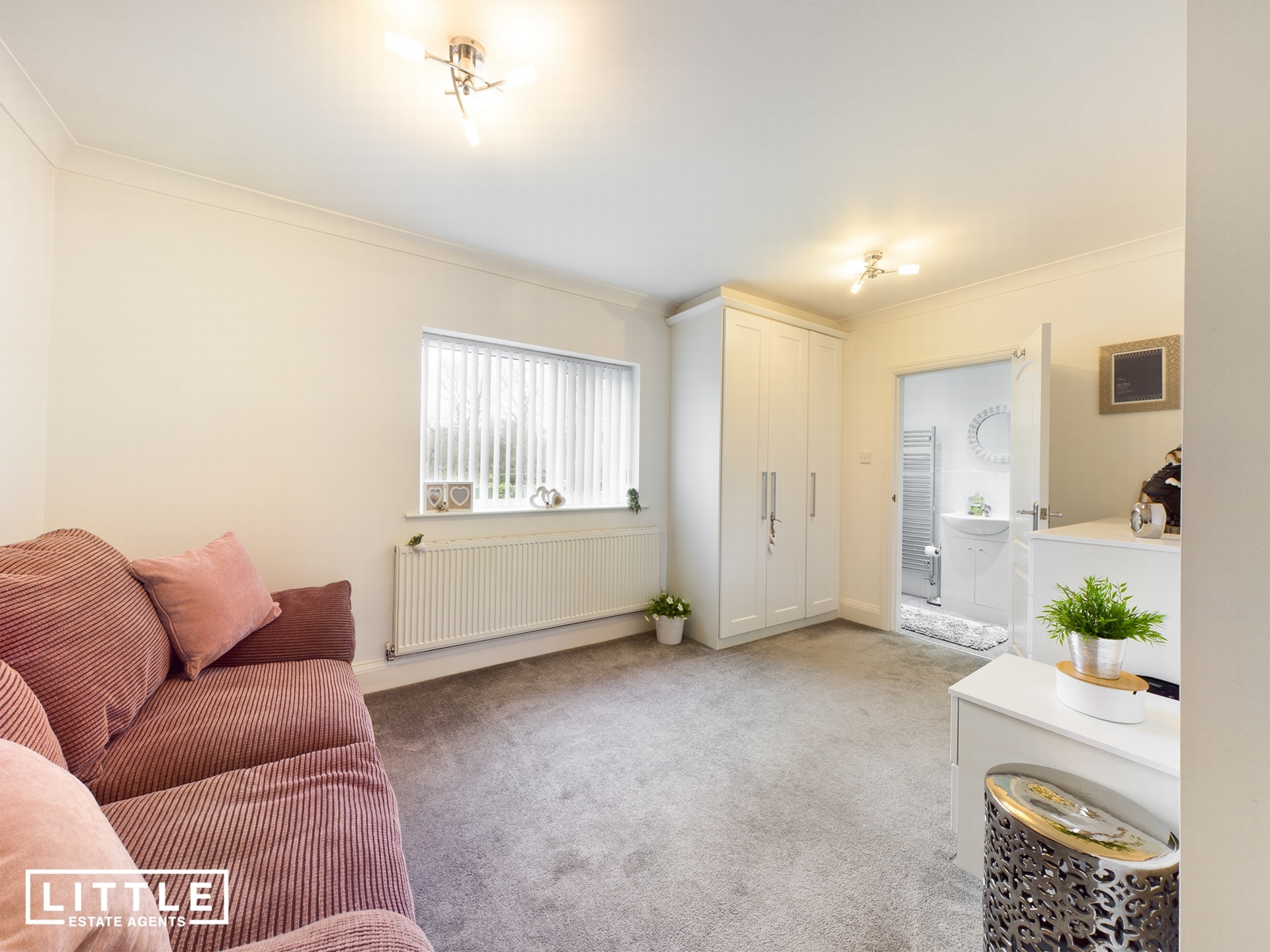 Property For Sale Eaton Road, Dentons Green, WA10 4 Bedroom Detached