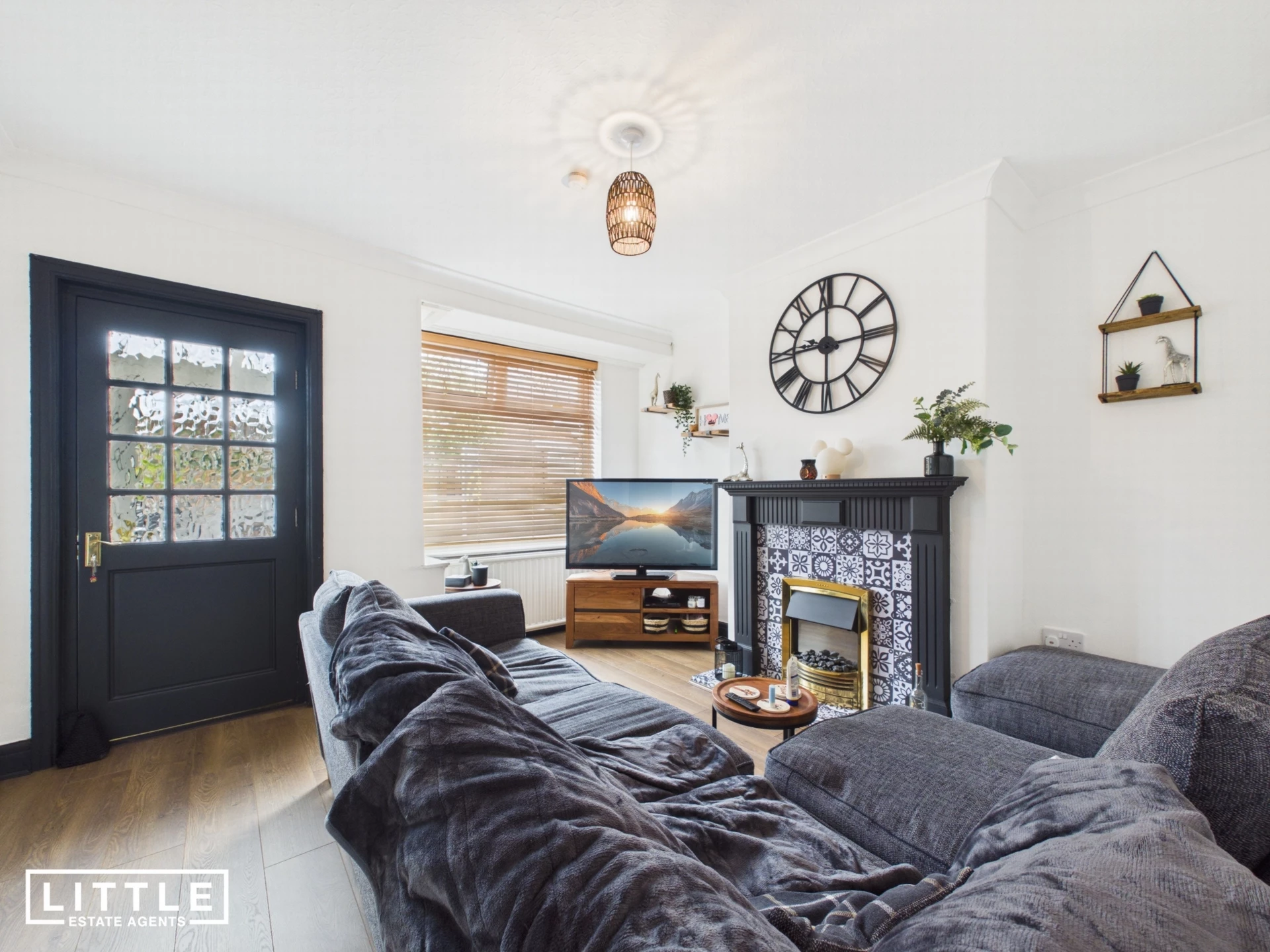Photo 4