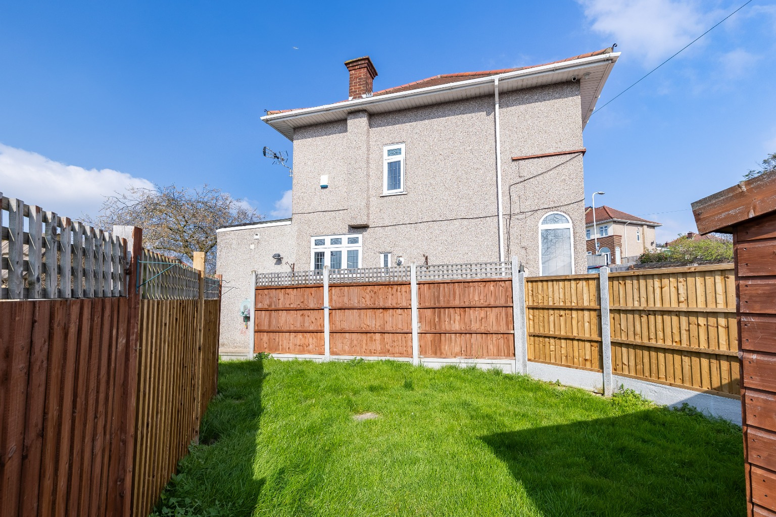 Property For Sale Silvermere Avenue, Silvermere Avenue, RM5 3 Bedroom