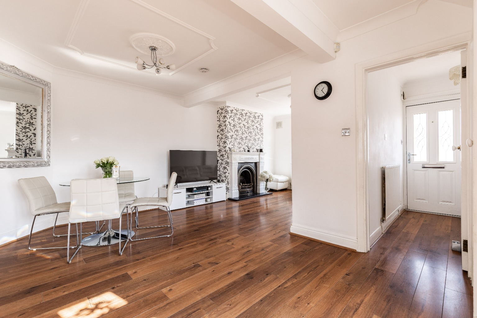 Property For Sale Silvermere Avenue, Silvermere Avenue, RM5 3 Bedroom