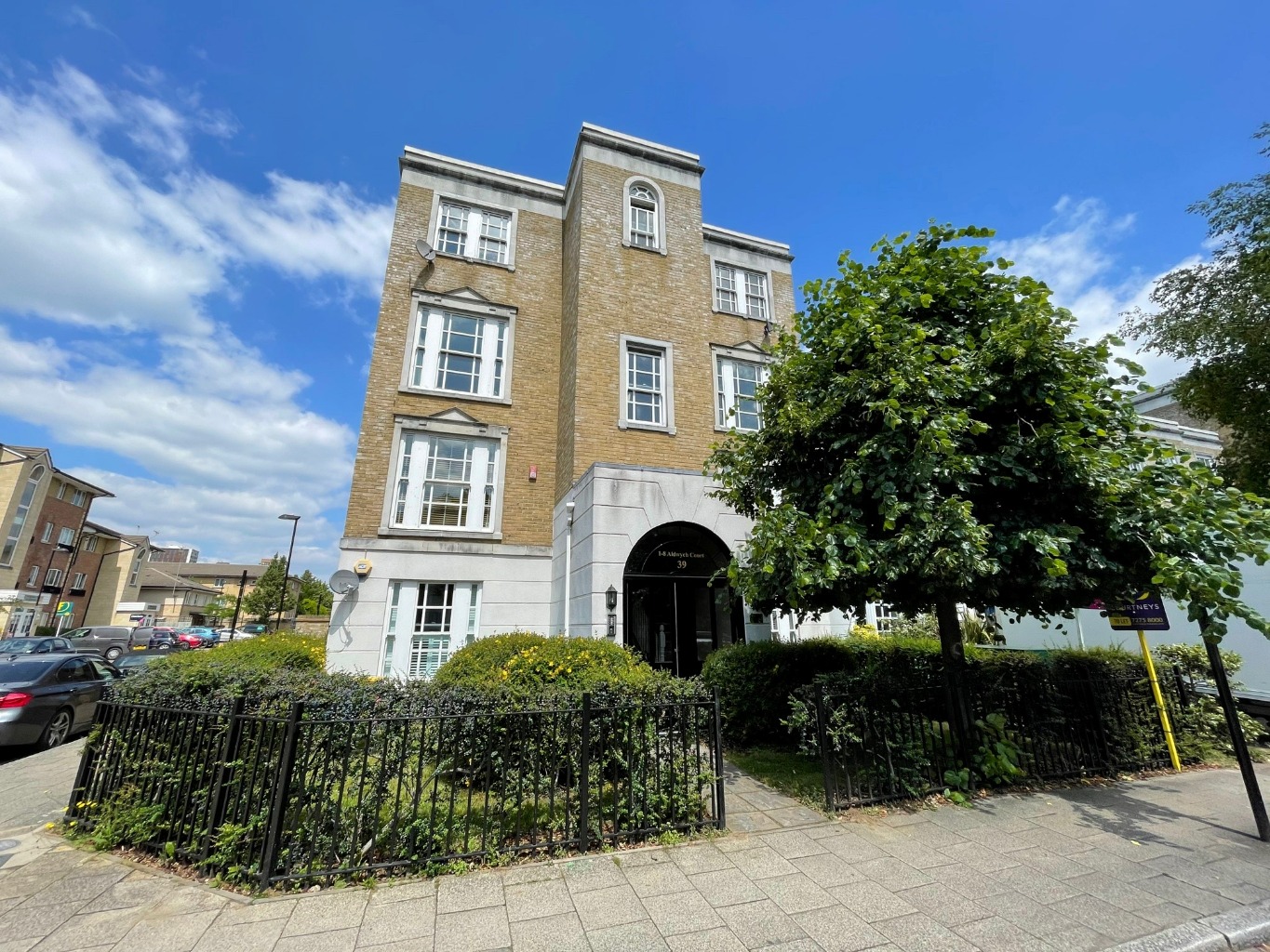 Middleton Road,  Hackney, E8
