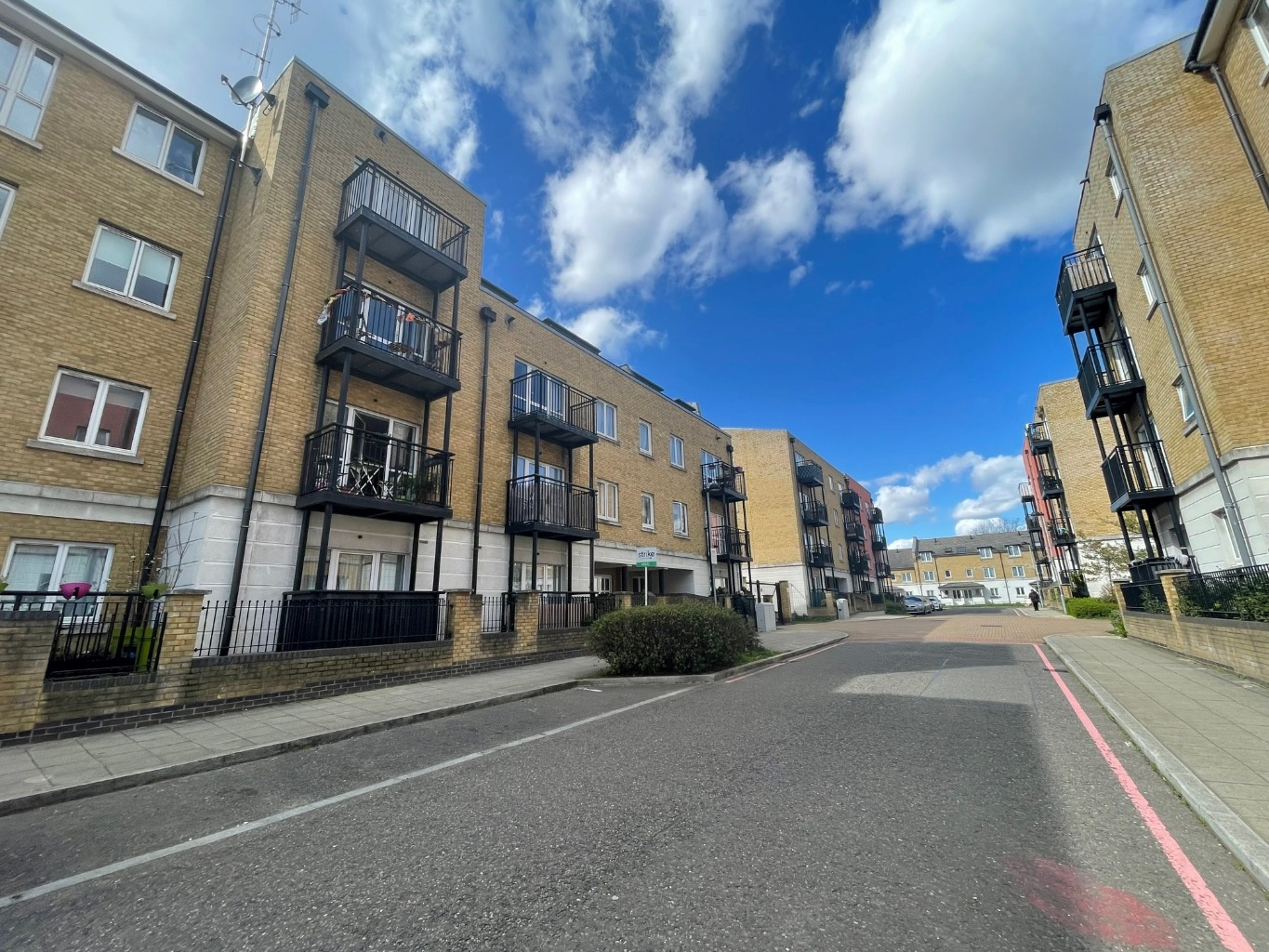 Candle Street, Stepney, E1