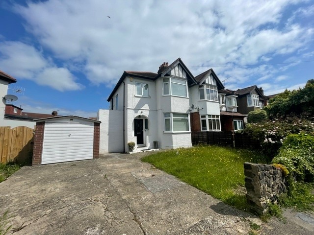 Ainslie Wood Road, Chingford, E4