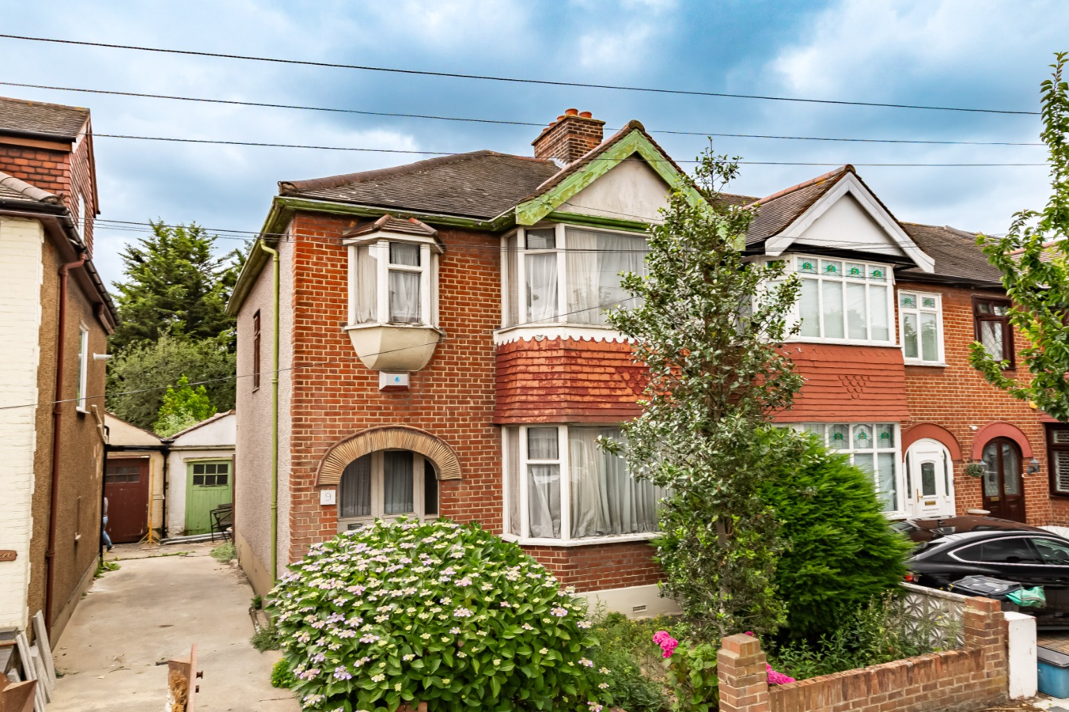 Beaminster Gardens, Ilford, IG6