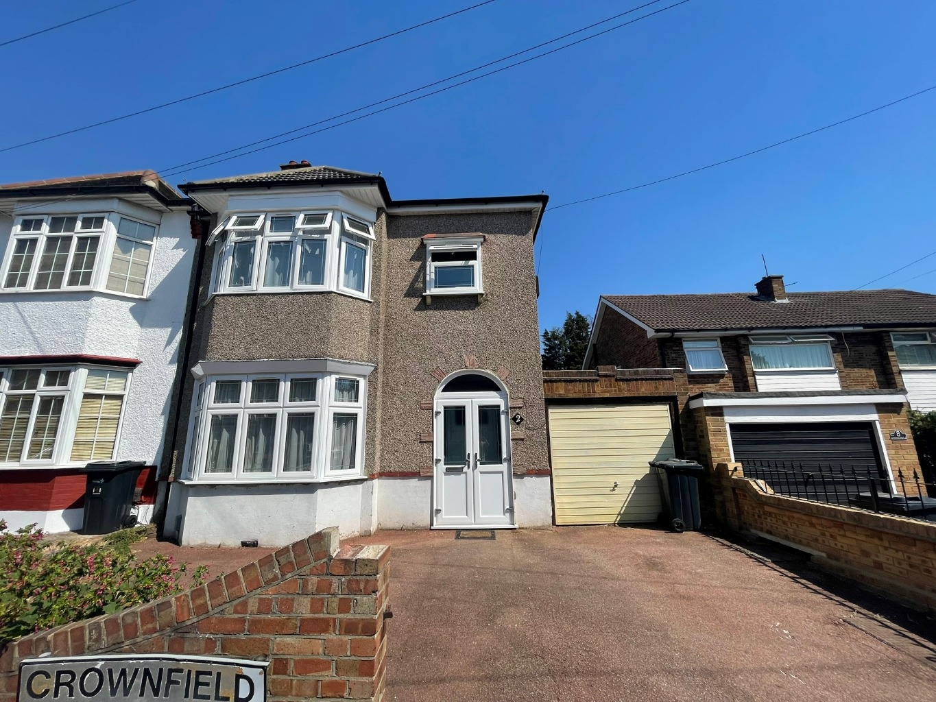 Crownfield Avenue, Newbury Park, IG2