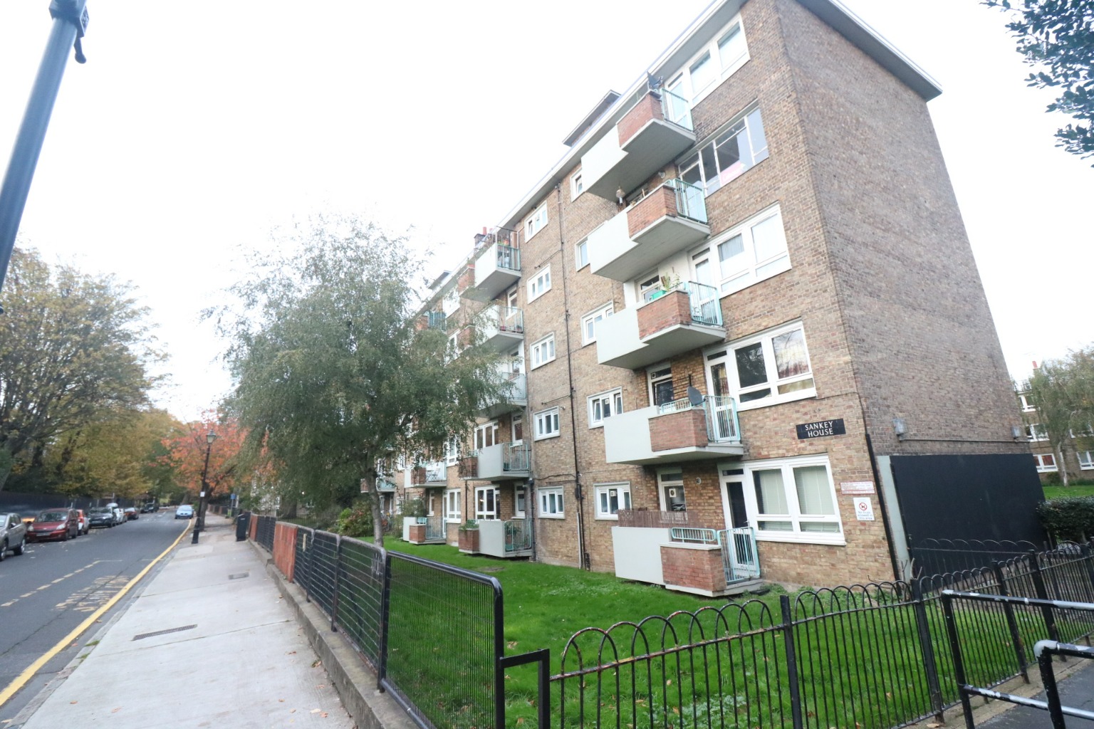 St James's Avenue, Bethnal Green, E2 9JE