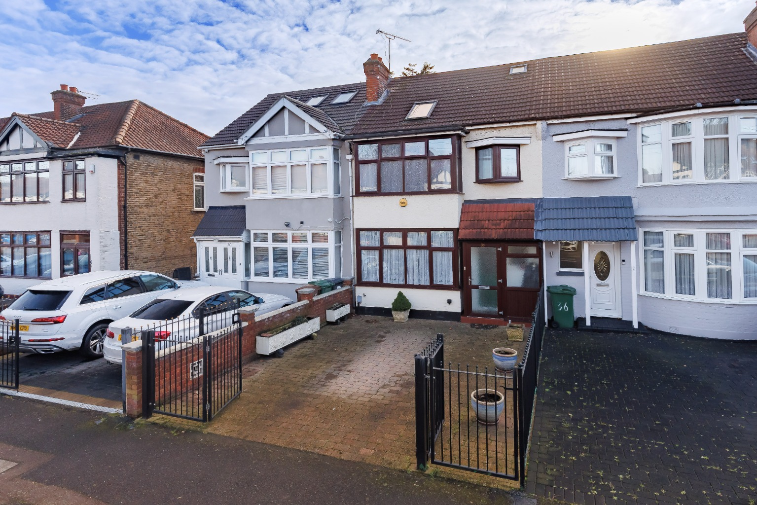 Larkswood Road, Chingford, E4