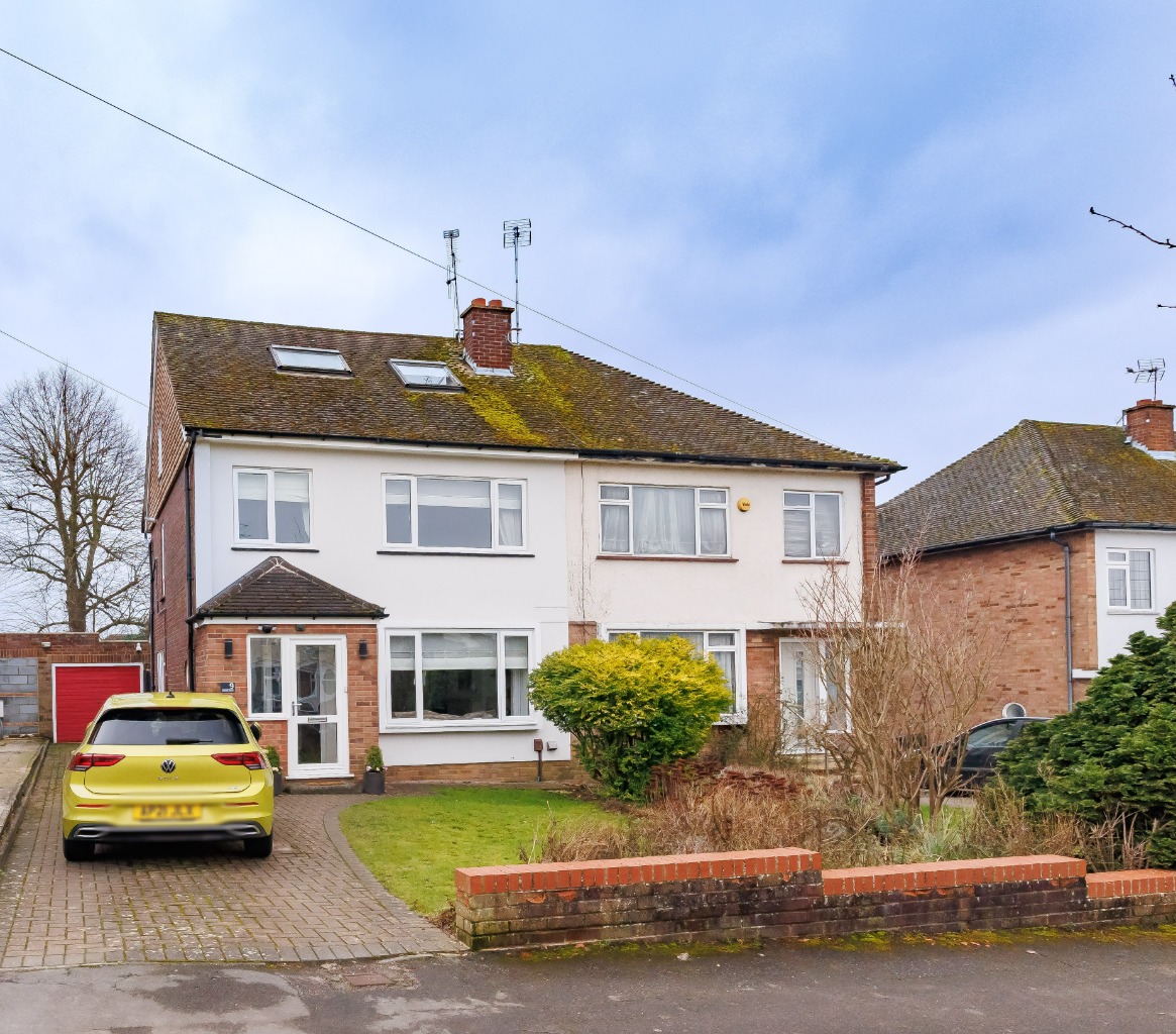 Bowes Drive, Ongar