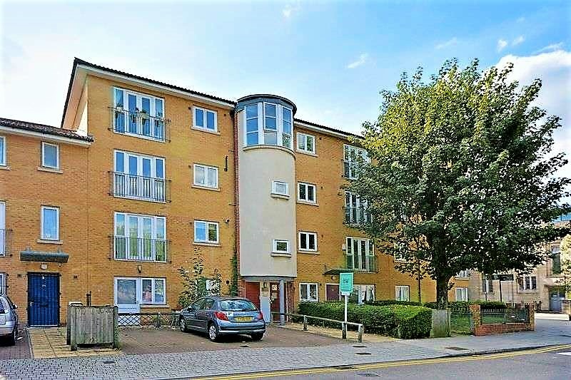 Eastway, Hackney, E9