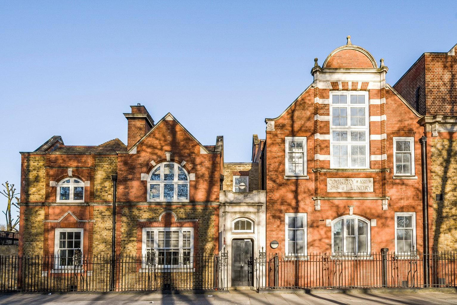 St Faiths Court, Harford Street, E1