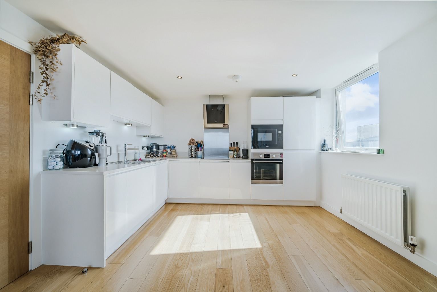 Property photo: 6 Rainhill Way, London, E3