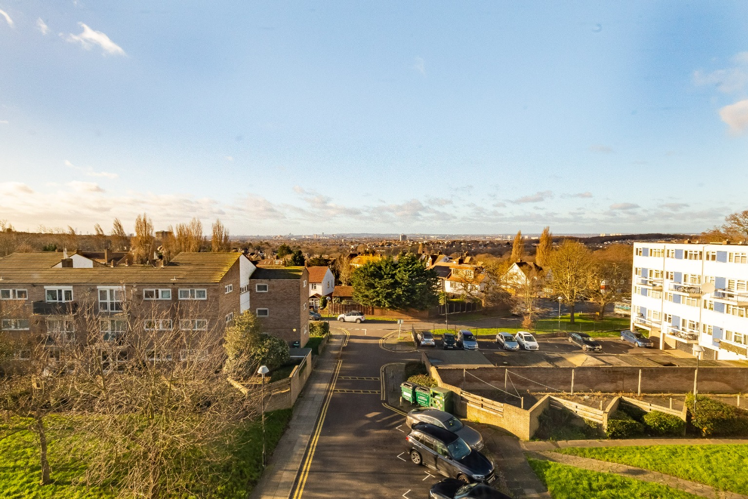 Media image 09