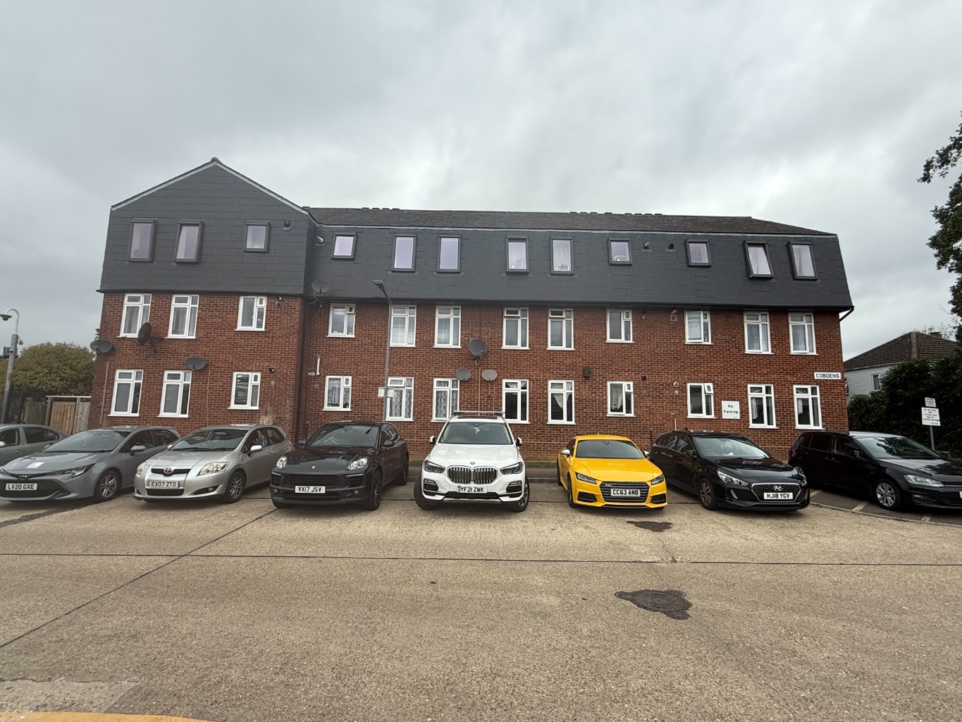 Limes Avenue, Chigwell, Essex, IG7