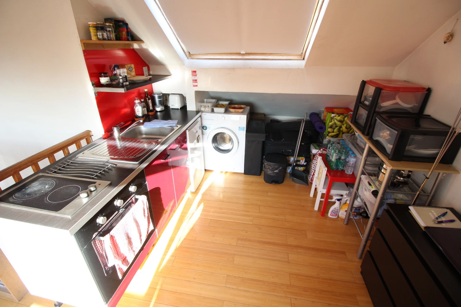 Photo 3