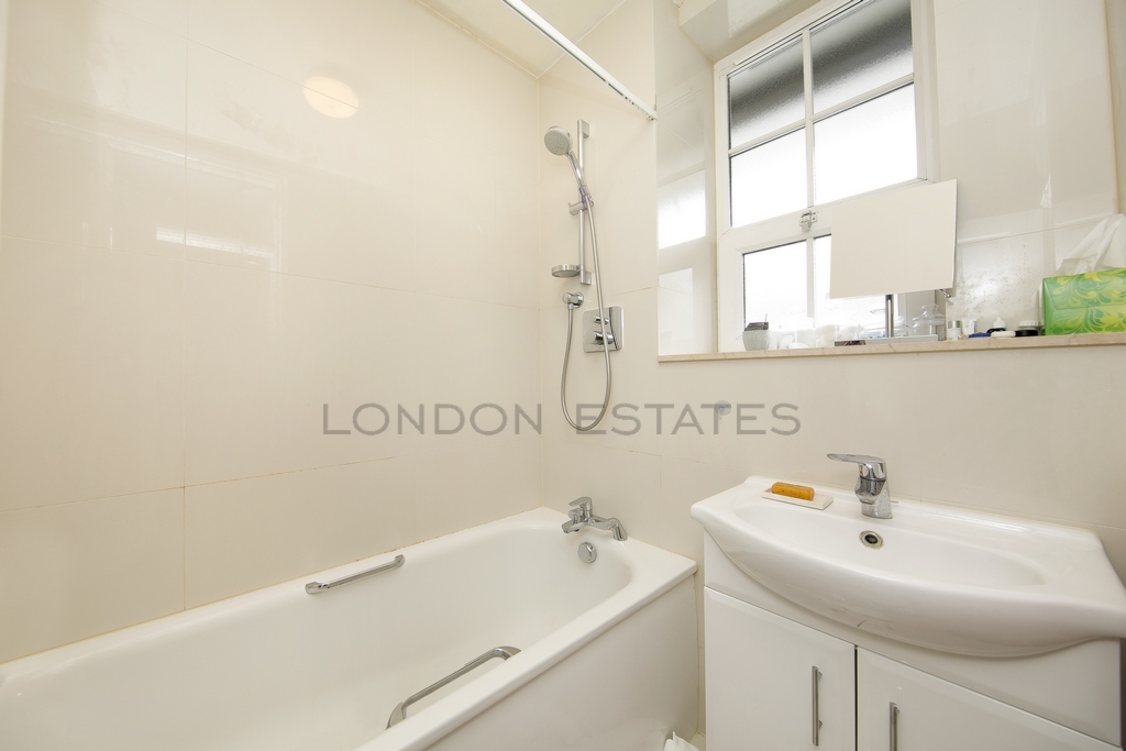 Property For Sale Flora Gardens, Ravenscourt Park, W6 1 Bedroom Flat