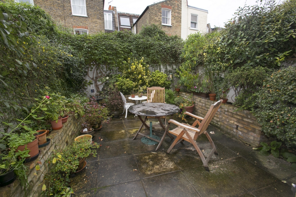 Property For Sale Ringmer Avenue, Fulham, SW6 3 Bedroom House through