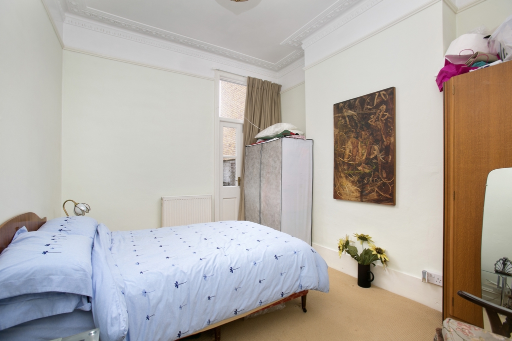 Property For Sale Ringmer Avenue, Fulham, SW6 3 Bedroom House through