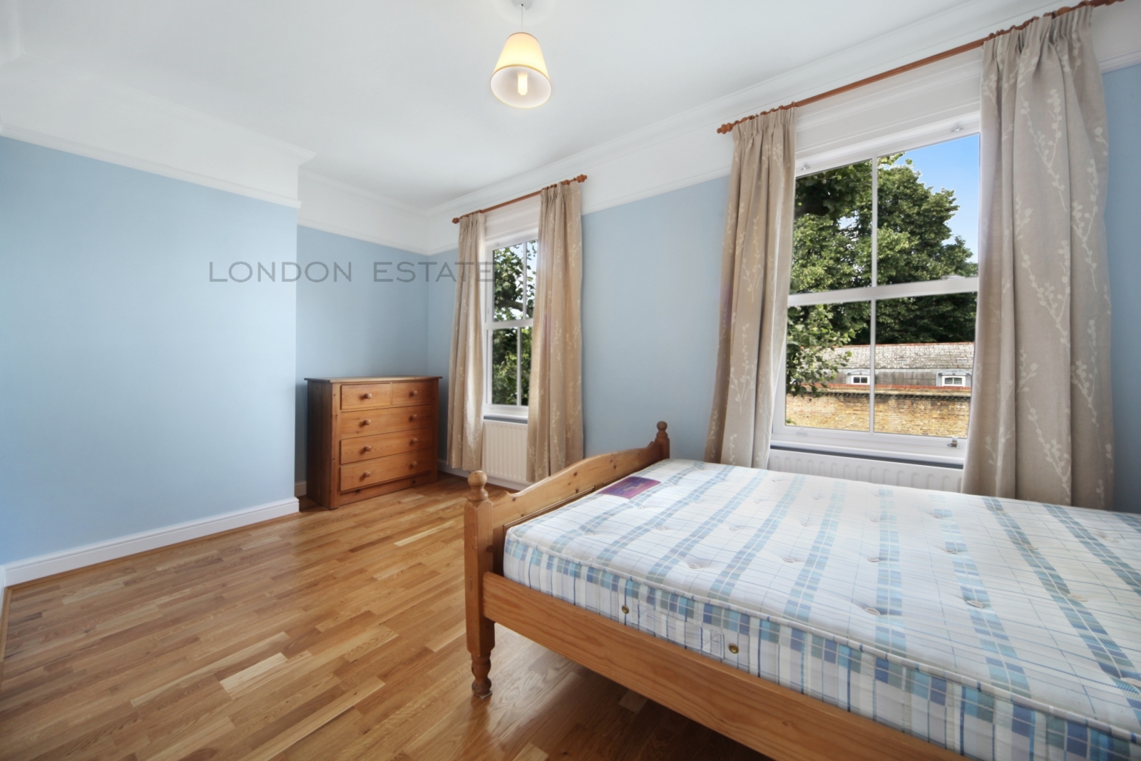 Property To Rent Dalling Road, Hammersmith, W6 3 Bedroom Apartment