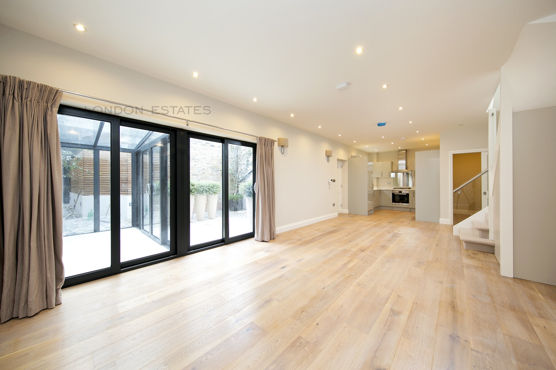 Property For Sale Lochaline Street, Hammersmith, W6 2 Bedroom