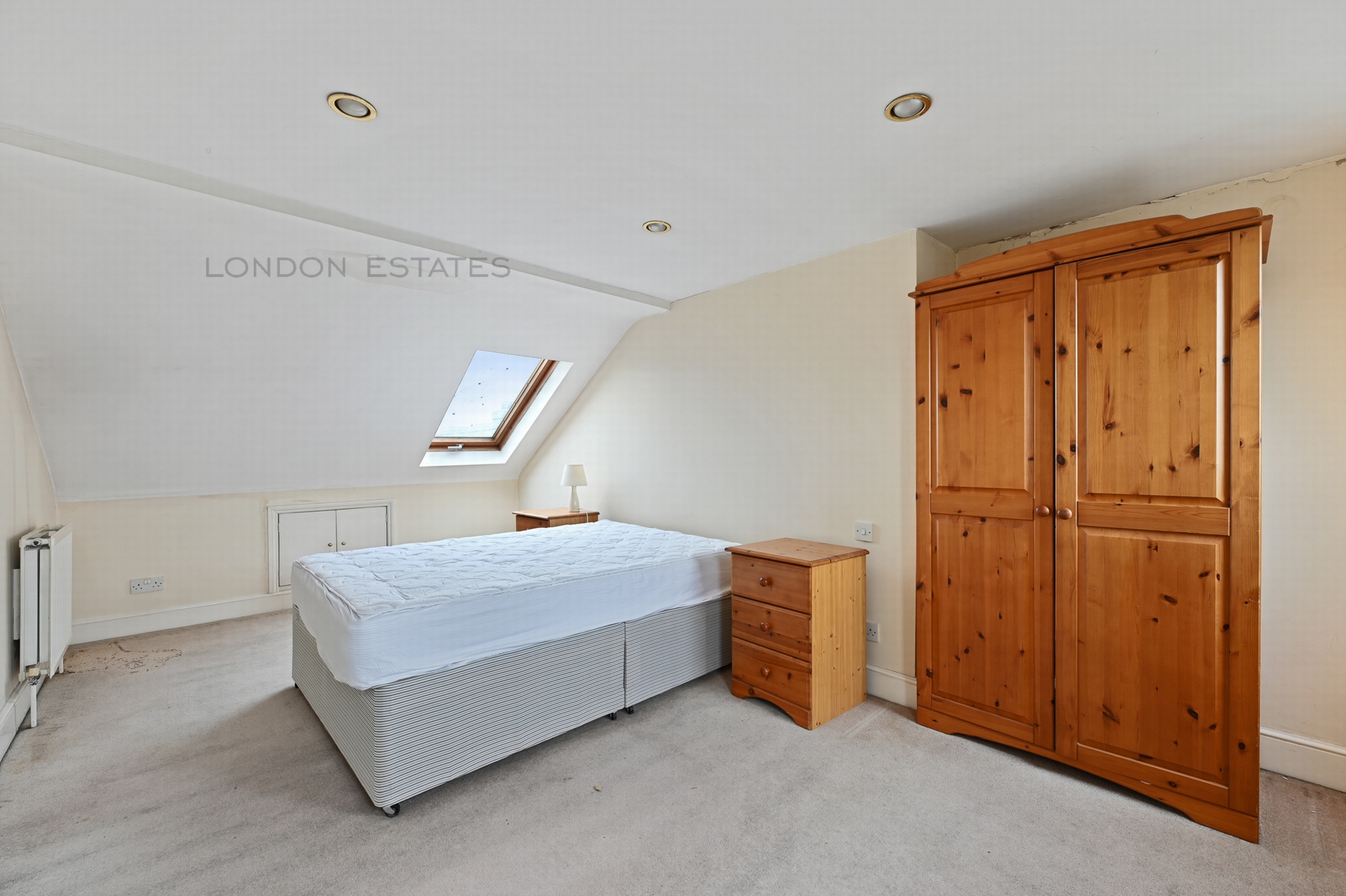 Property For Sale Crabtree Lane, Fulham, SW6 6 Bedroom House through