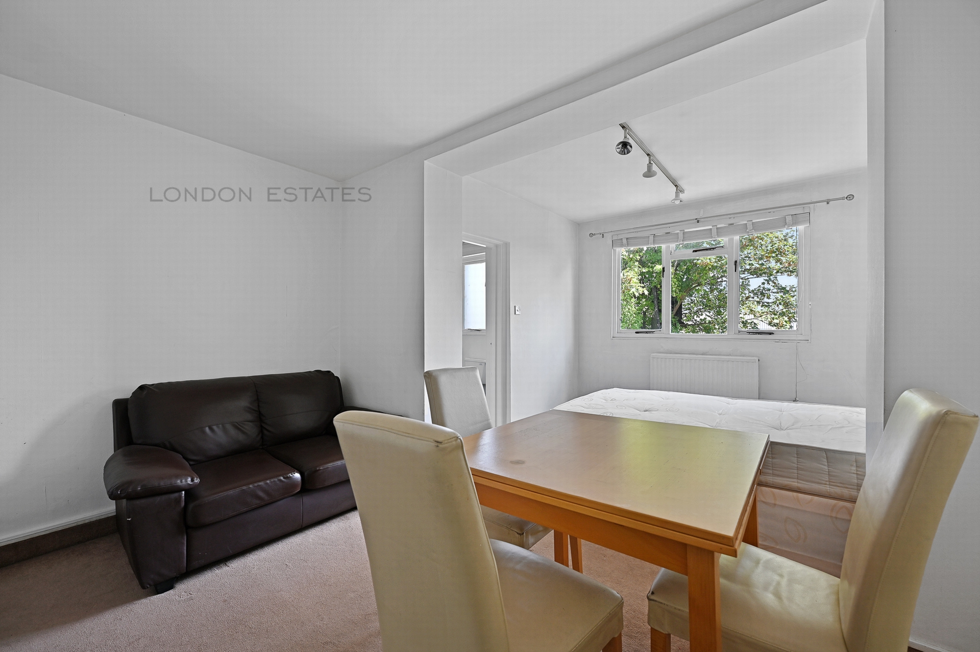 Property For Sale Hammersmith Grove, Hammersmith, W6 Studio London