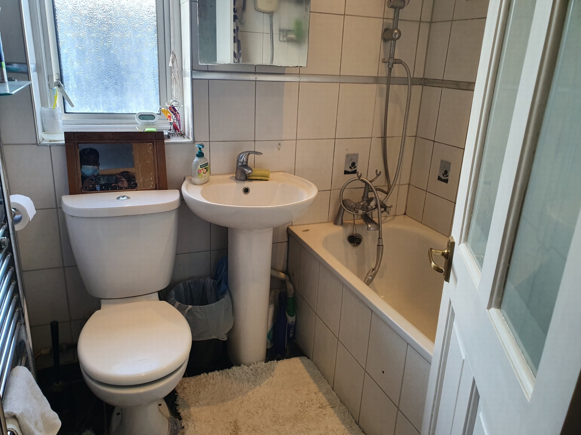 Photo 6