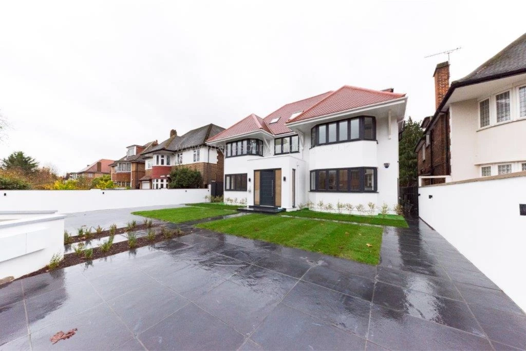 Brondesbury Park Brondesbury London NW6
