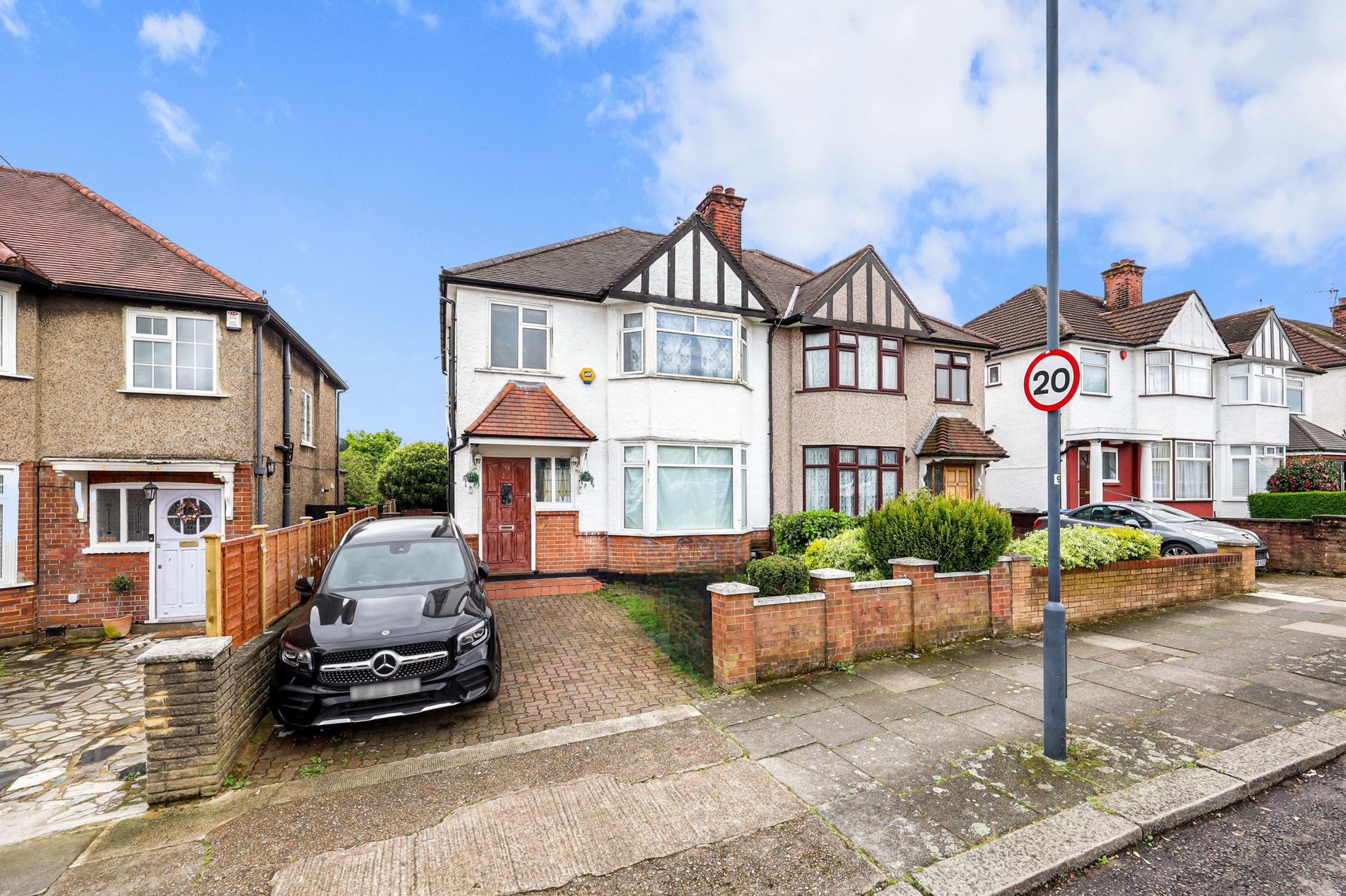 Oxgate Gardens Dollis Hill London NW2