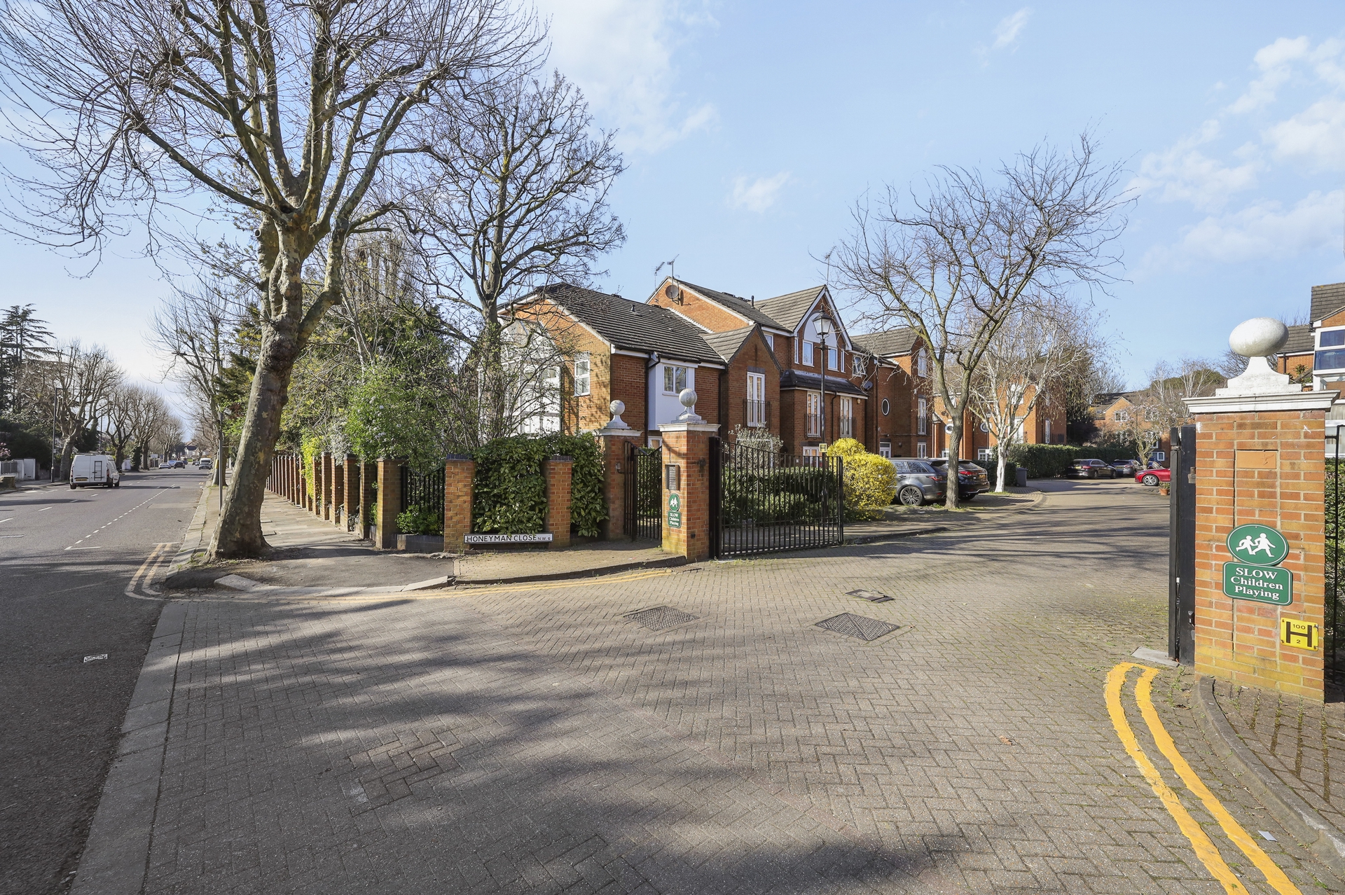 Honeyman Close Brondesbury London NW6