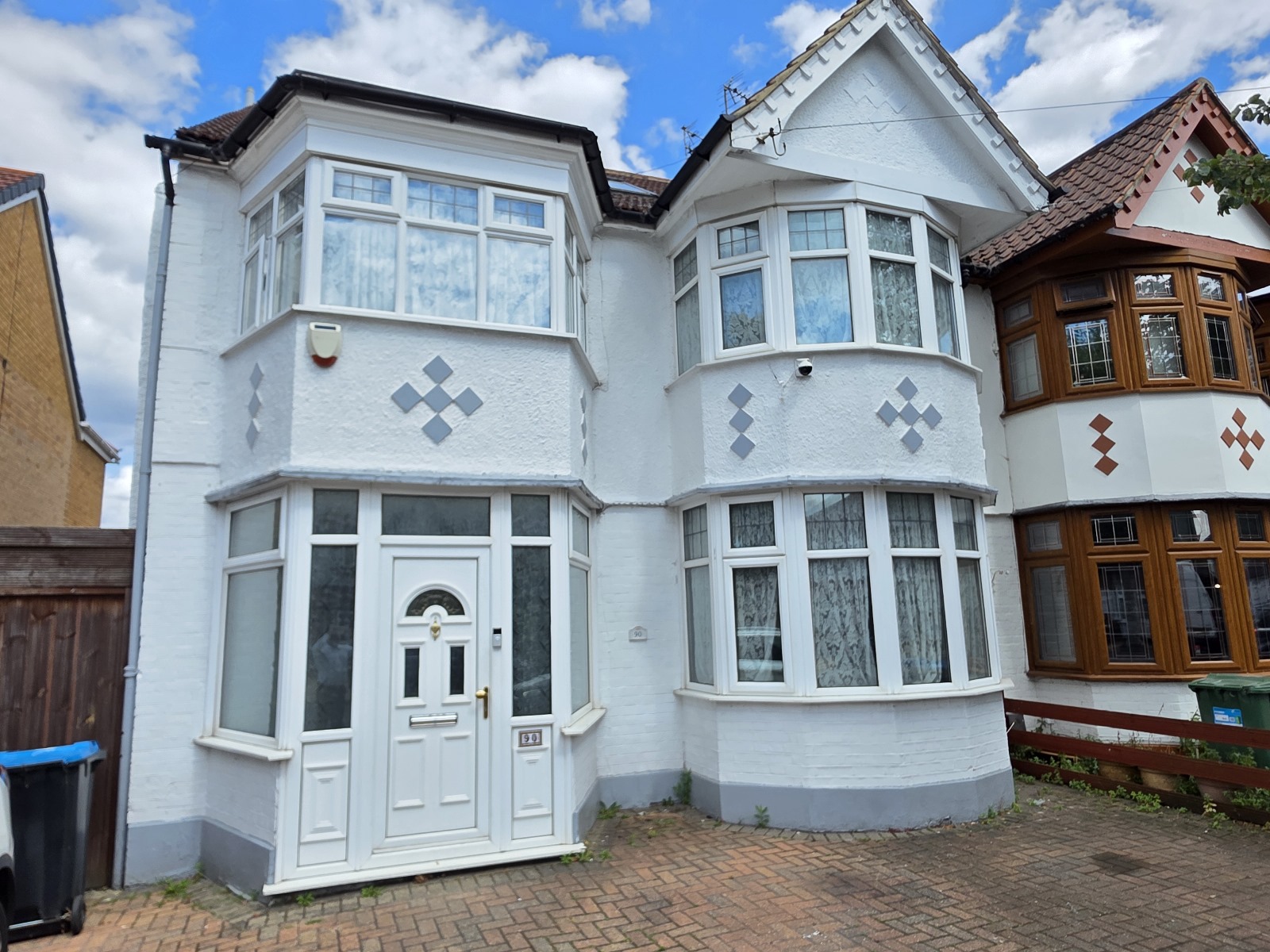 London NW10