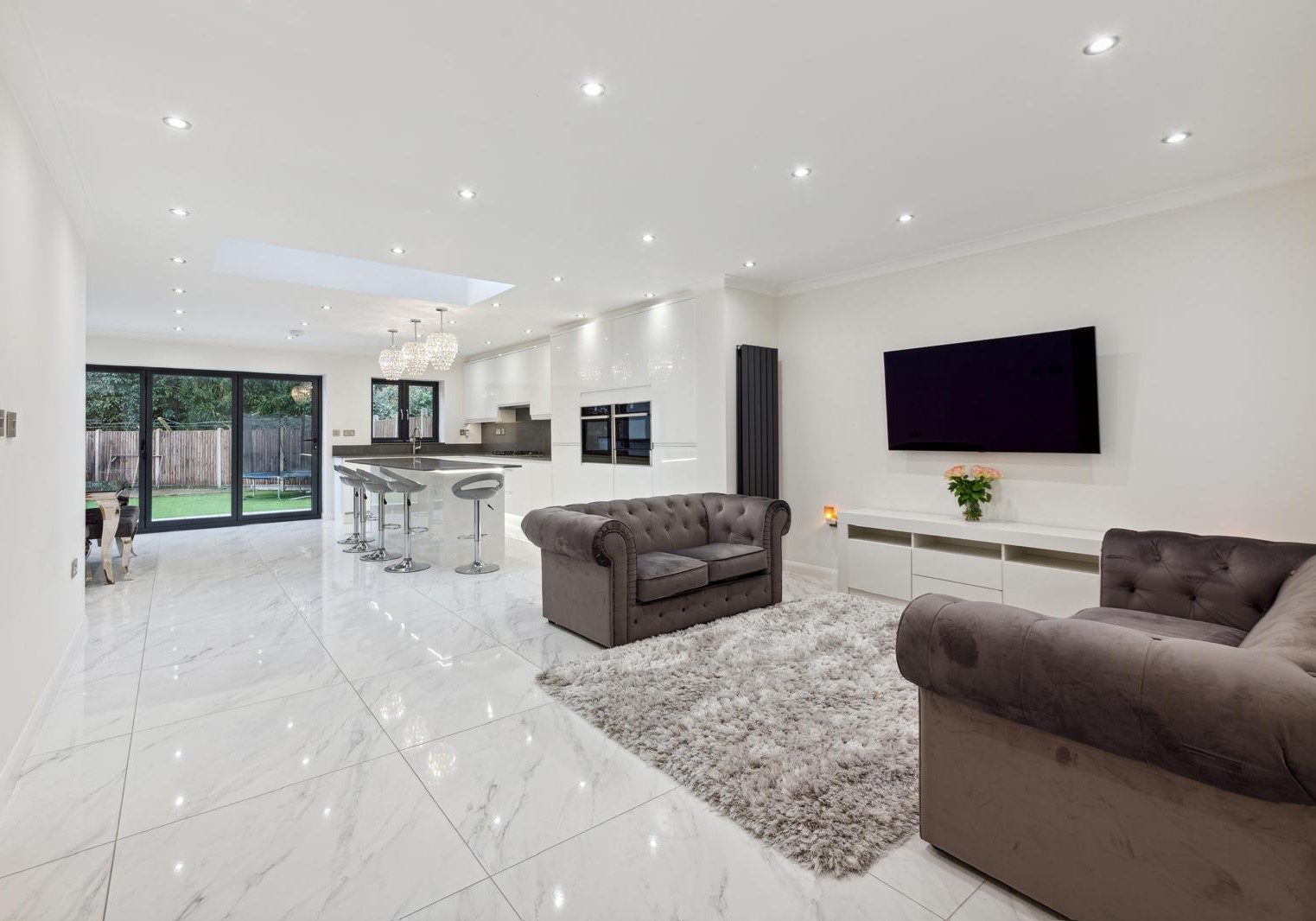 Property photo: Hayes, London, Hillingdon, UB4