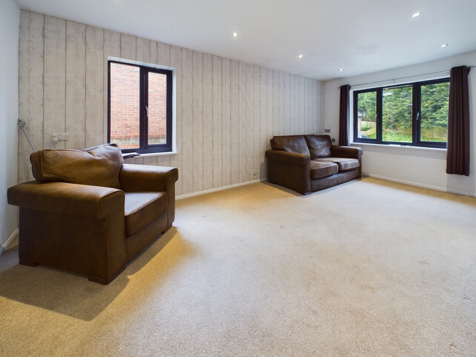 Property For Sale Windmill Platt, Handcross, RH17 | 1 Bedroom Flat ...