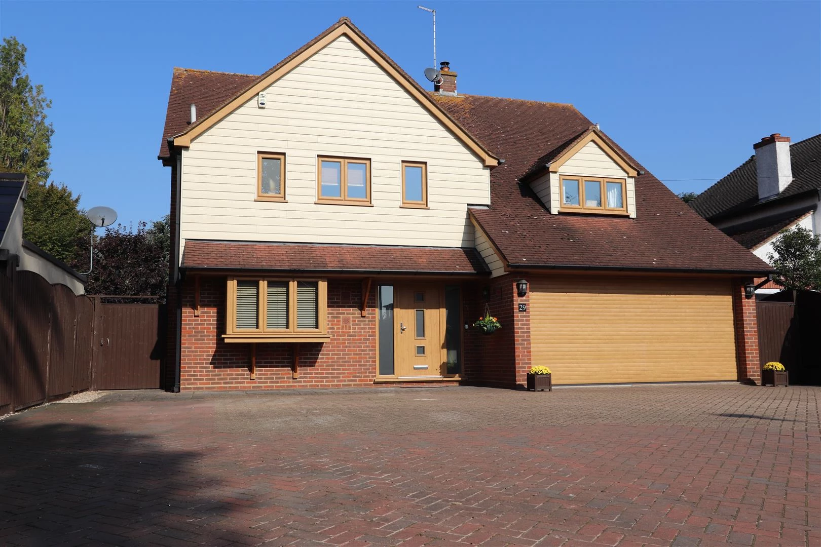 London Road Brentwood Brentwood CM14