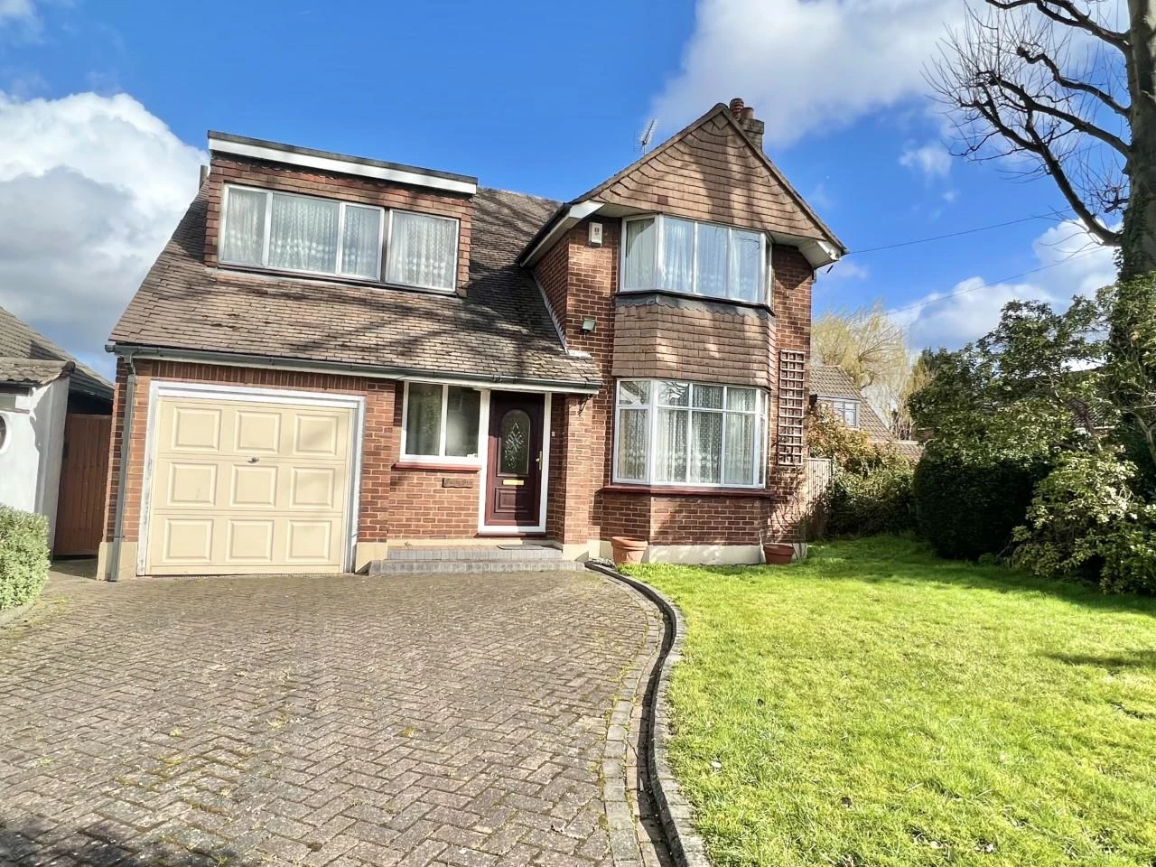 Rayleigh Road Hutton Brentwood CM13