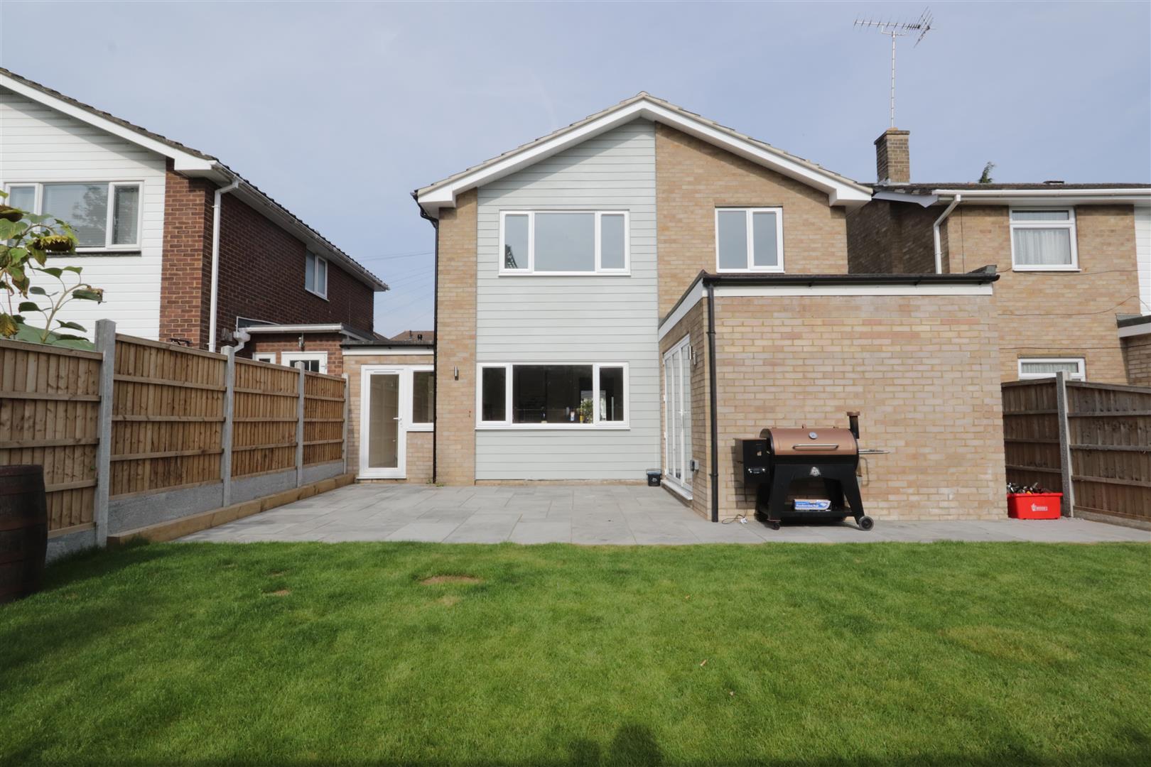 Property For Sale Hunter Avenue, Shenfield, CM15 4 Bedroom Detached through Meacock & Jones