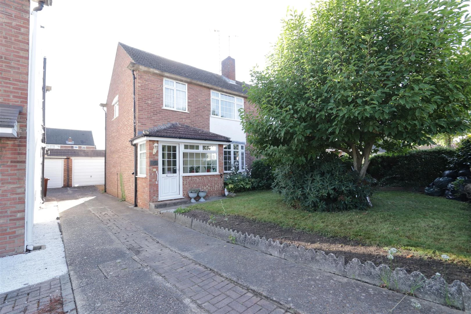 Pine Crescent Hutton Brentwood CM13
