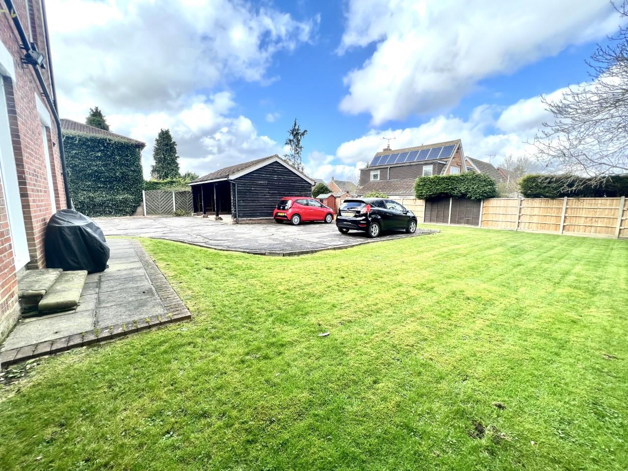 Property For Sale Highland Avenue, Brentwood, CM15 1 Bedroom