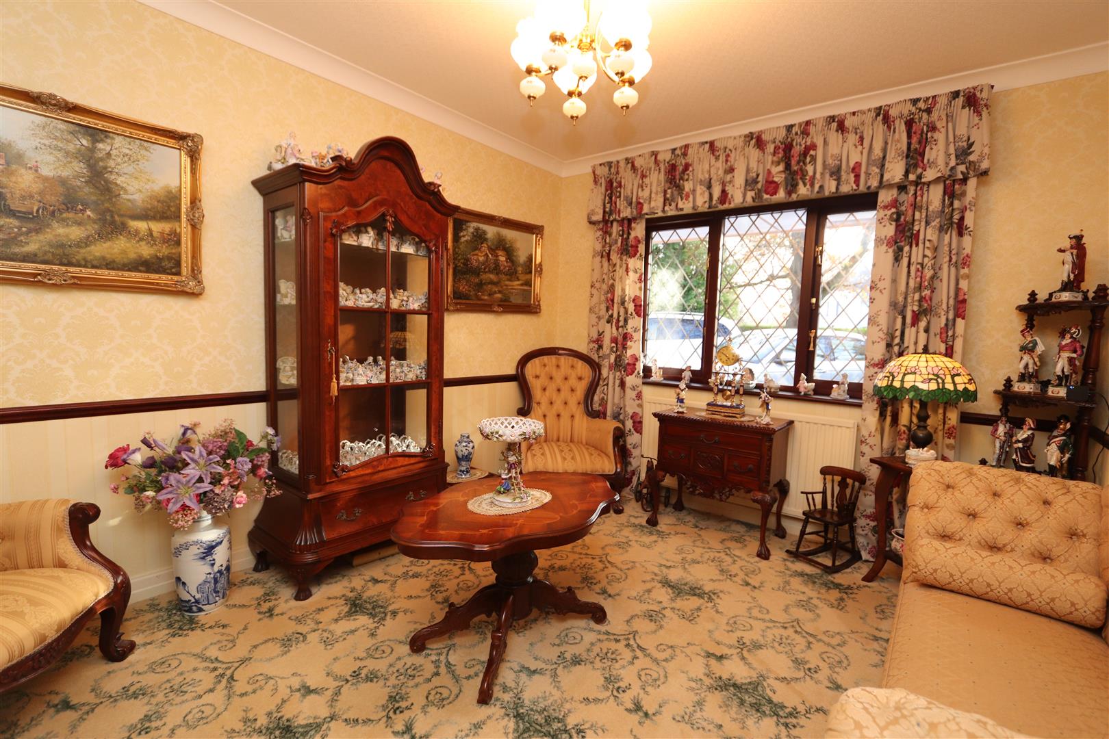 Property For Sale Ridgeway, Hutton Mount, CM13 5 Bedroom Detached